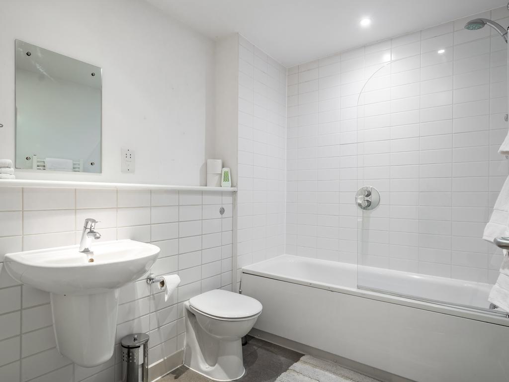 City Center Apartment Bedford Buitenkant foto